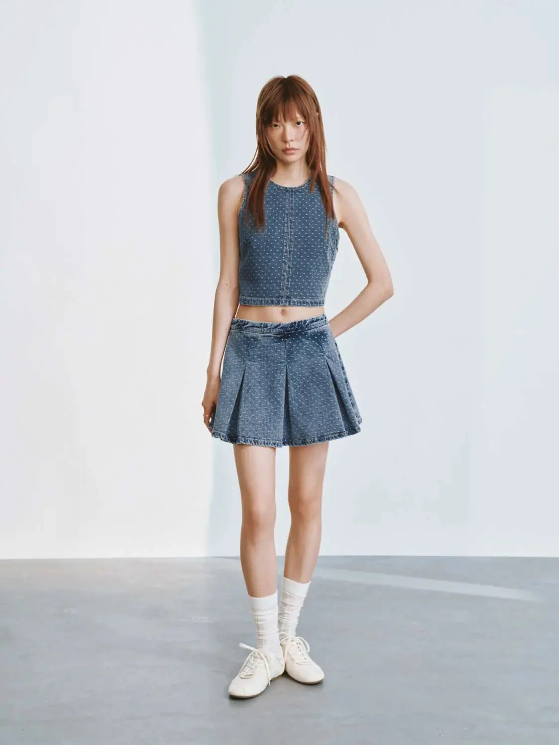 3995-polka-dotted-sleeveless-denim-shirts-4.webp Polka Dotted Sleeveless Denim Shirts