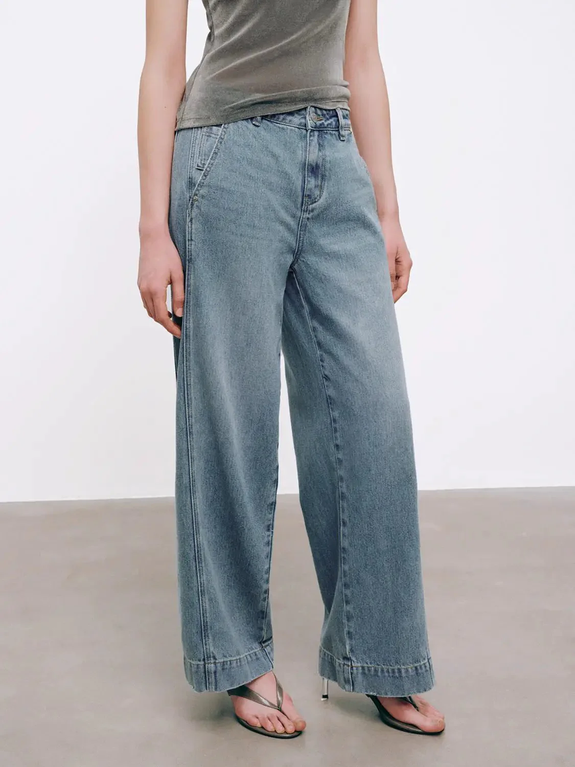 4007-wide-leg-jeans-3.webp Wide Leg Jeans