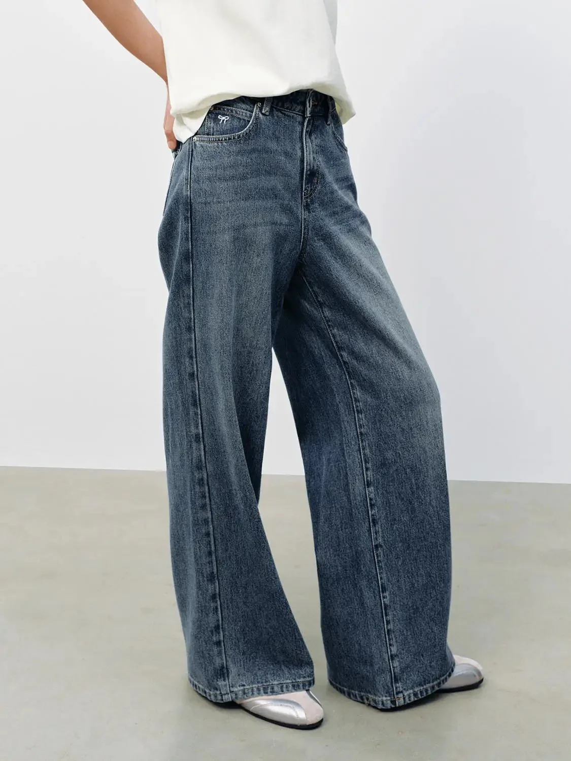 4049-wide-leg-jeans-3.webp Wide Leg Jeans