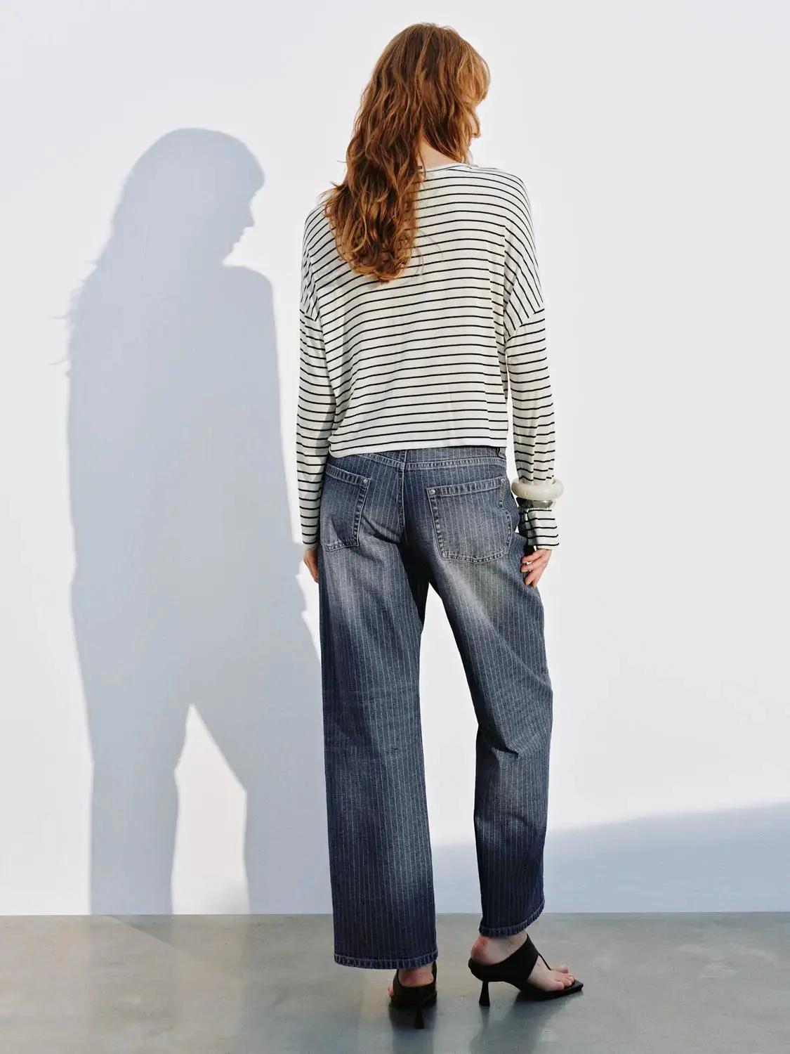 4069-contrast-striped-wide-leg-jeans-4.webp Contrast Striped Wide Leg Jeans