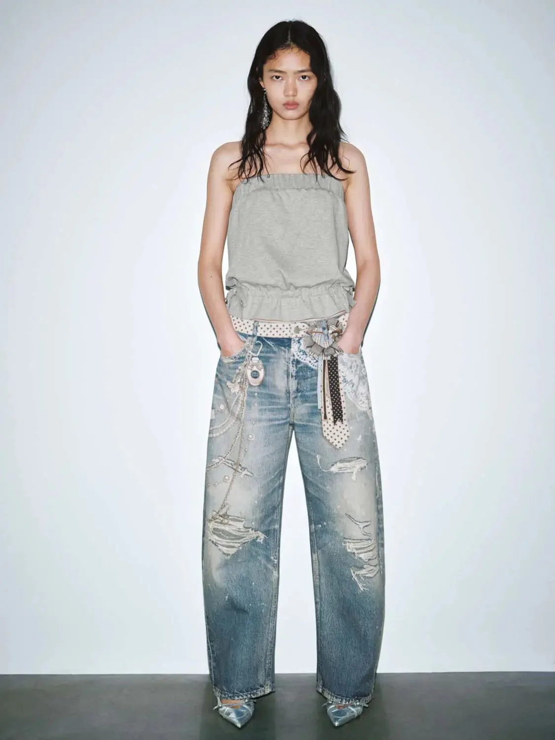 4076-raw-detail-barrel-leg-cotton-denim-jeans-5.webp Raw Detail Barrel Leg Cotton Denim Jeans