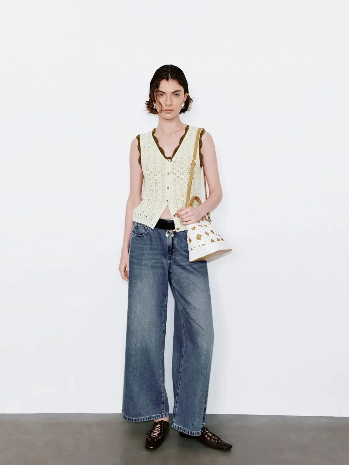 4097-belted-wide-leg-jeans-7.webp Belted Wide Leg Jeans