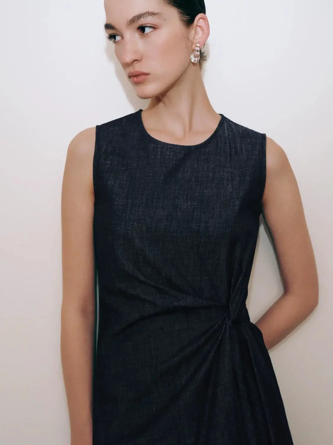 415-knot-front-denim-midi-dress-with-clean-silhouette-dresses-3.webp Knot Front Denim Midi Dress With Clean Silhouette Dresses