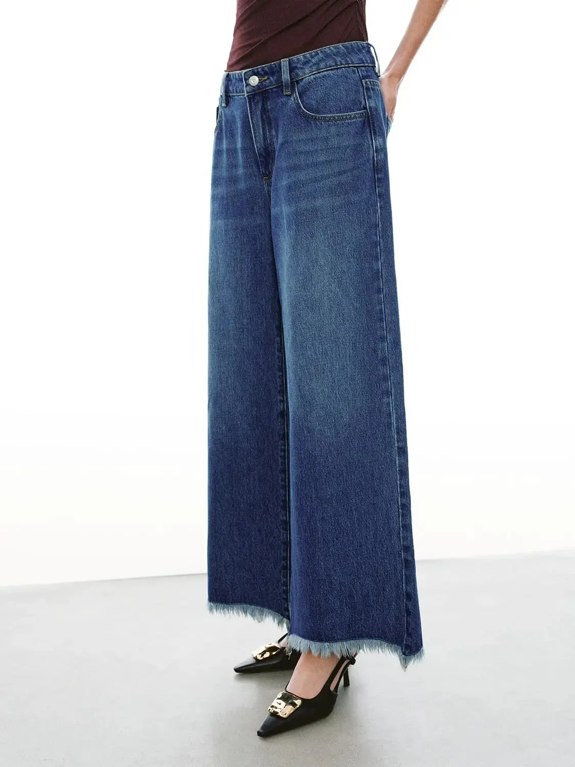 4203-raw-hem-wide-leg-jeans-3.webp Raw Hem Wide Leg Jeans