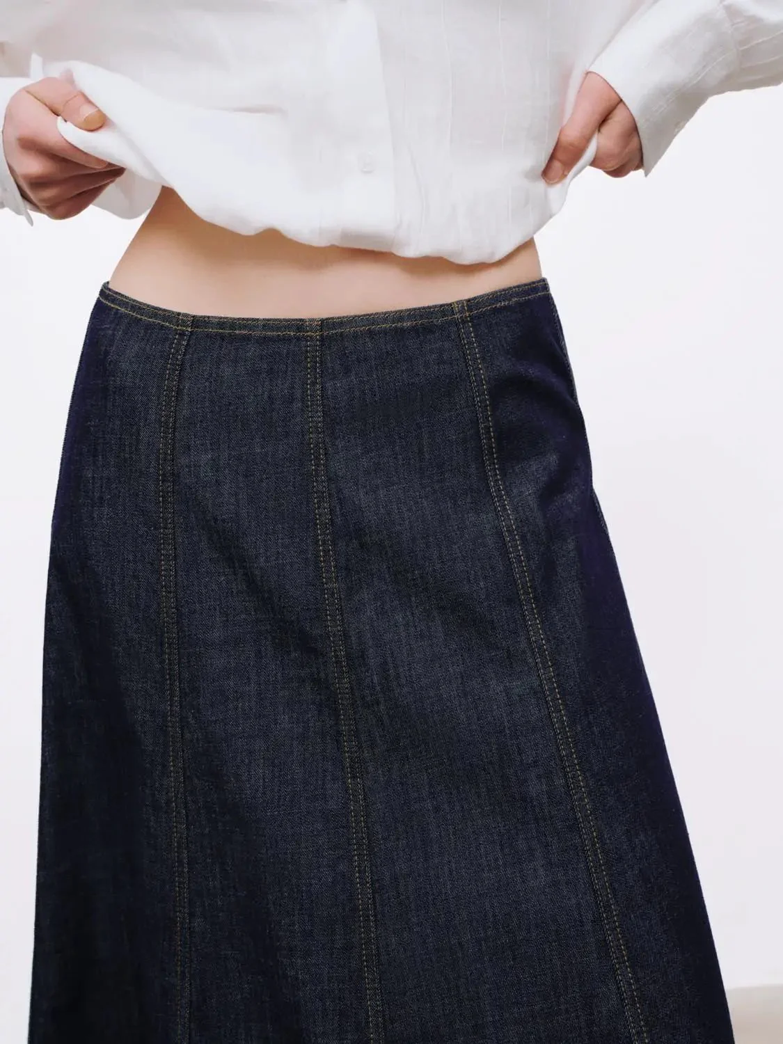 421-stitch-detail-seamed-cotton-denim-midi-skirt-5.webp Stitch Detail Seamed Cotton Denim Midi Skirt