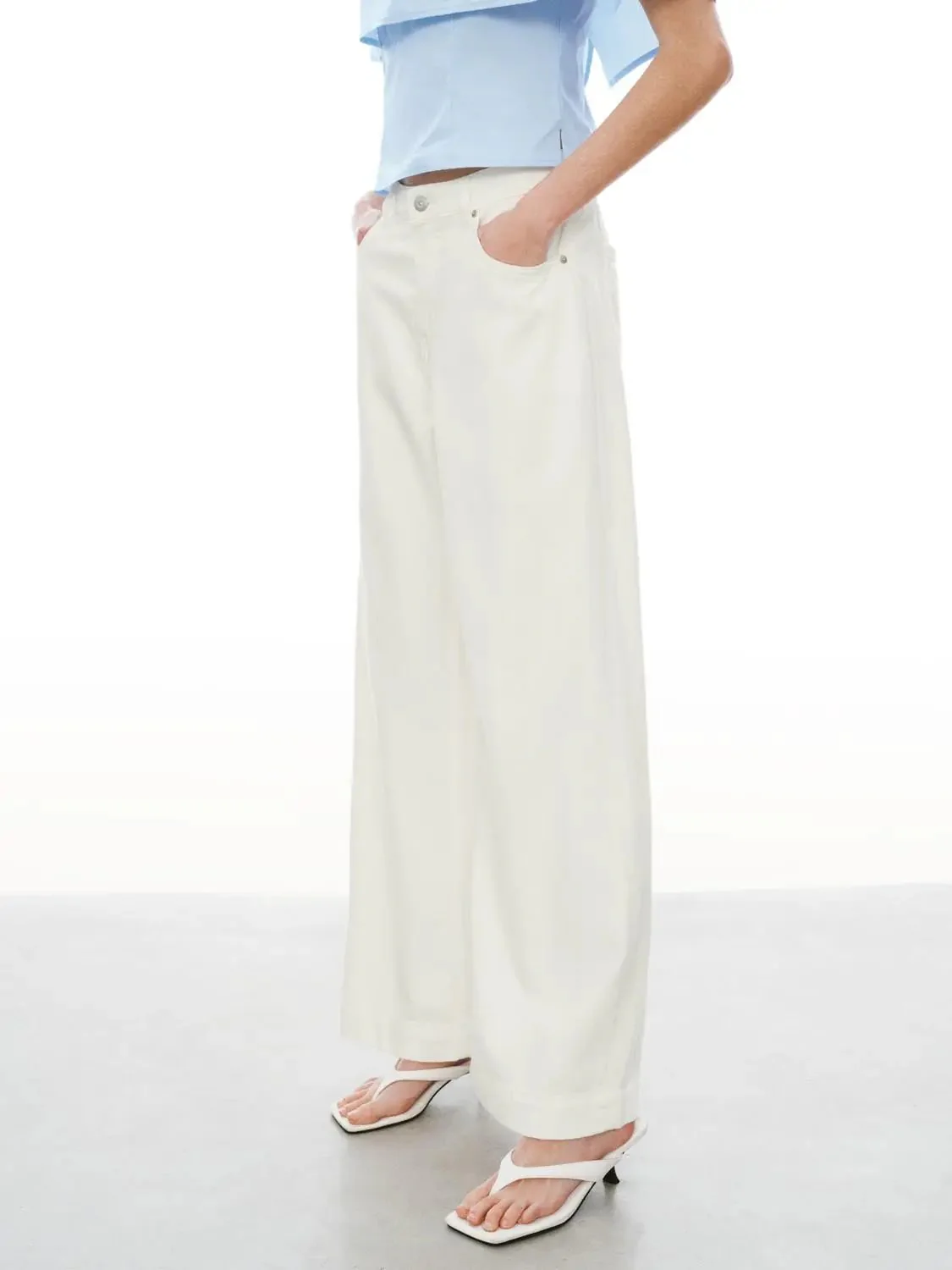 4278-wide-leg-jeans-3.webp Wide Leg Jeans