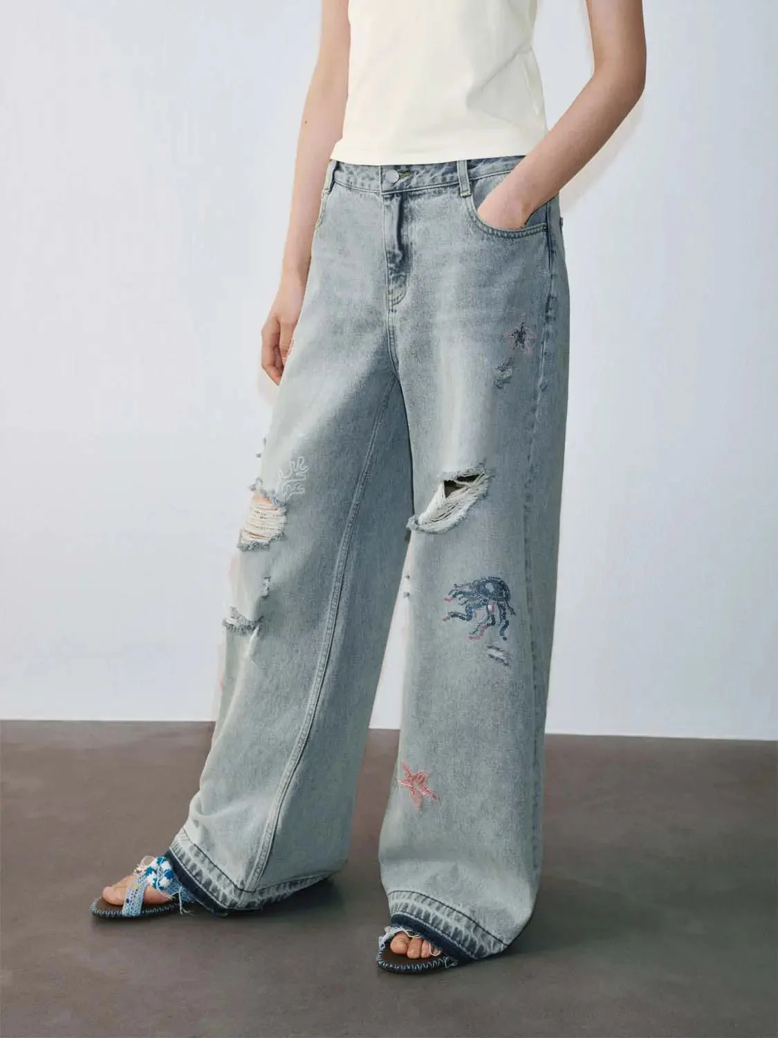 4317-beaded-raw-detail-wide-leg-jeans-3.webp Beaded Raw Detail Wide Leg Jeans