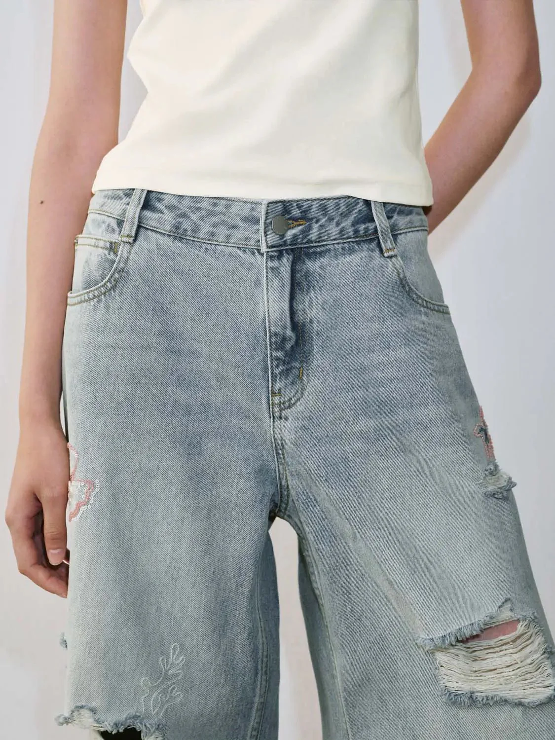 4317-beaded-raw-detail-wide-leg-jeans-6.webp Beaded Raw Detail Wide Leg Jeans