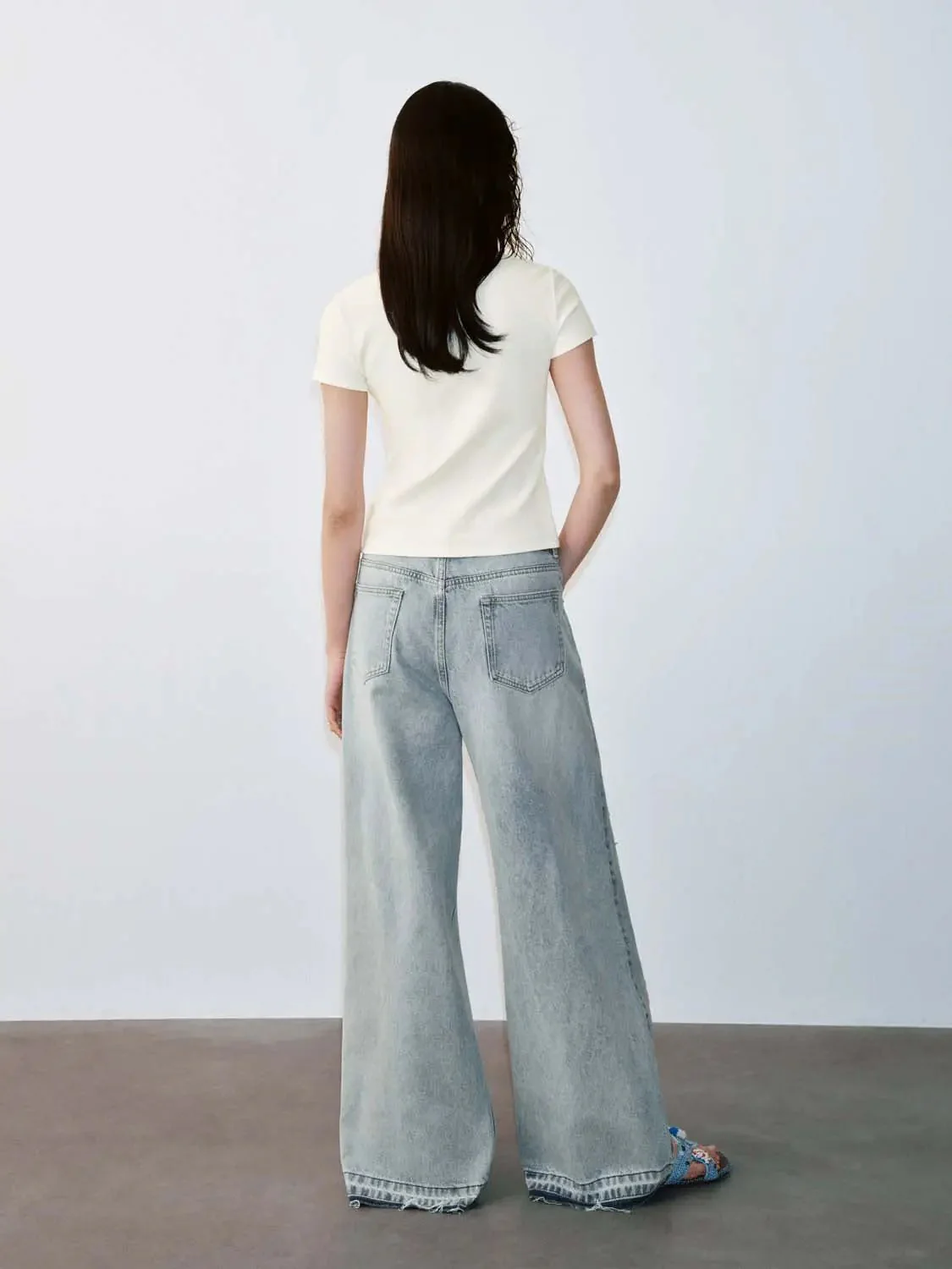 4317-beaded-raw-detail-wide-leg-jeans-7.webp Beaded Raw Detail Wide Leg Jeans