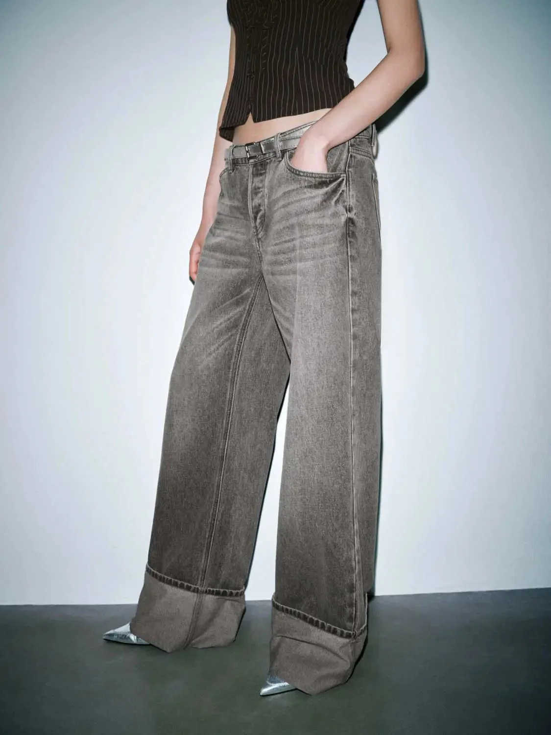 4338-classic-cotton-belted-cuffed-straight-leg-jeans-3.webp Classic Cotton Belted Cuffed Straight Leg Jeans