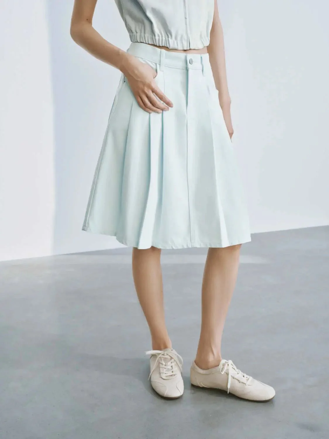 434-light-blue-cotton-blend-pleated-midi-skirt-3.webp Light Blue Cotton Blend Pleated Midi Skirt