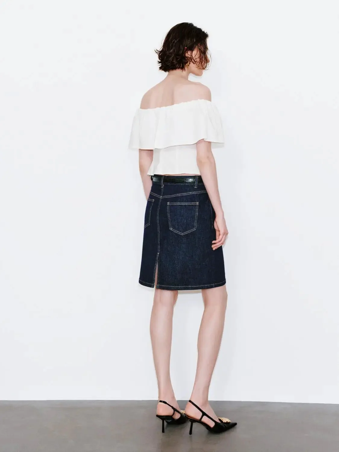 4345-belted-button-detail-denim-midi-skirts-4.webp Belted Button Detail Denim Midi Skirts