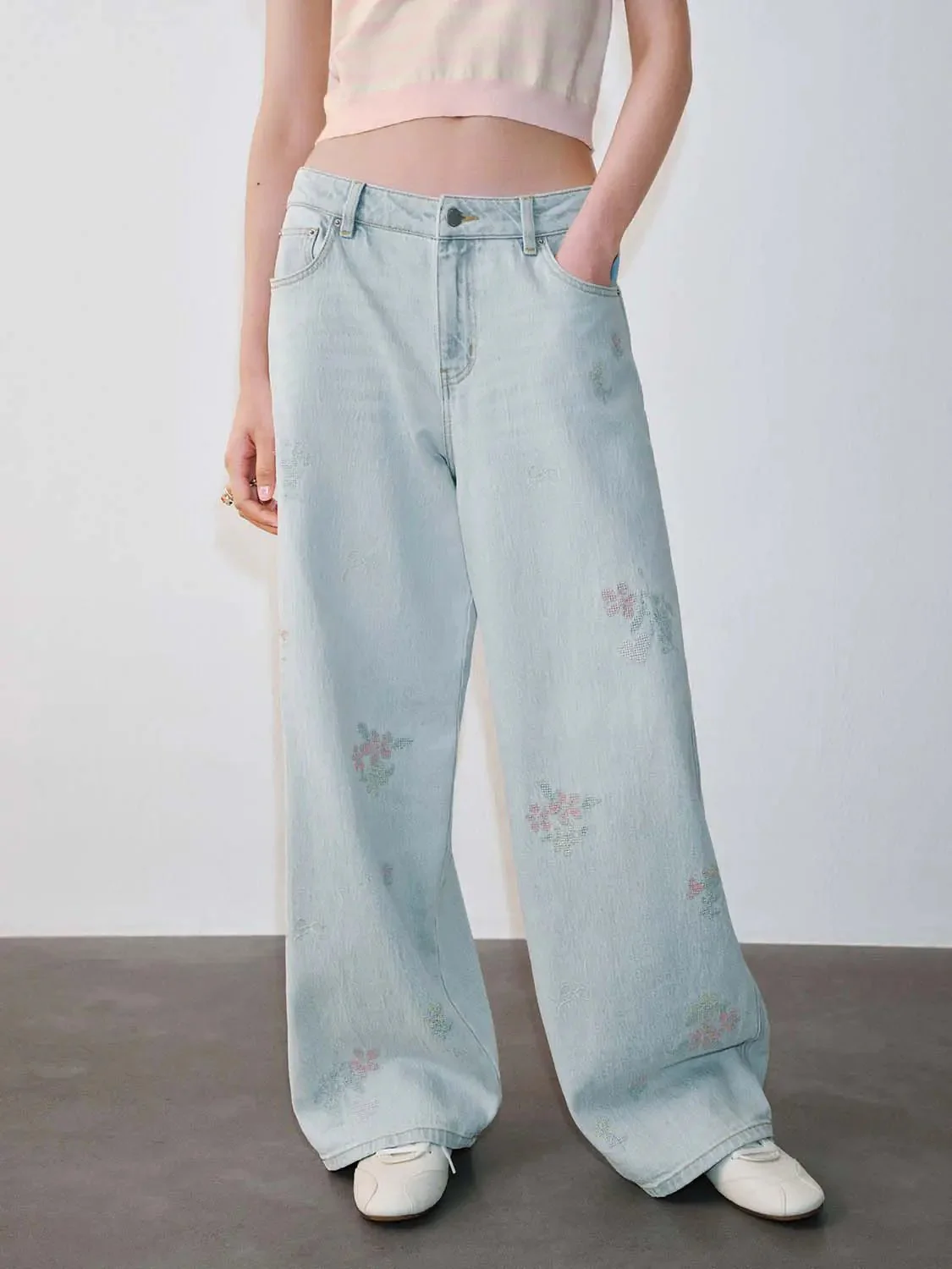 Embroidered Washed Wide Leg Jeans