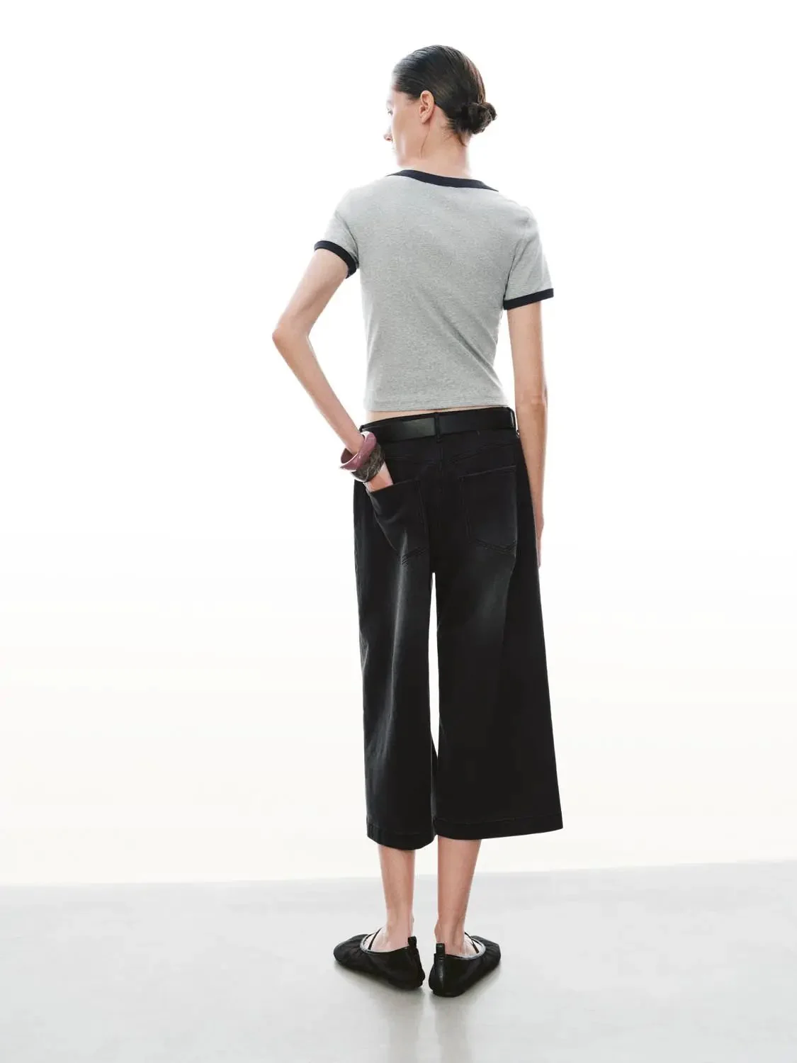 4377-cropped-wide-leg-jeans-4.webp Cropped Wide Leg Jeans