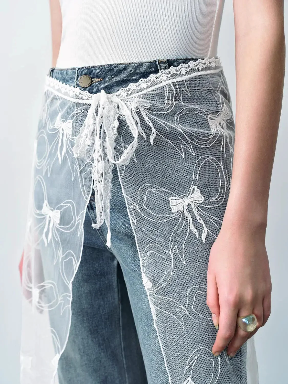 4452-lace-shawl-detail-straight-leg-cotton-blend-jeans-5.webp Lace Shawl Detail Straight Leg Cotton Blend Jeans