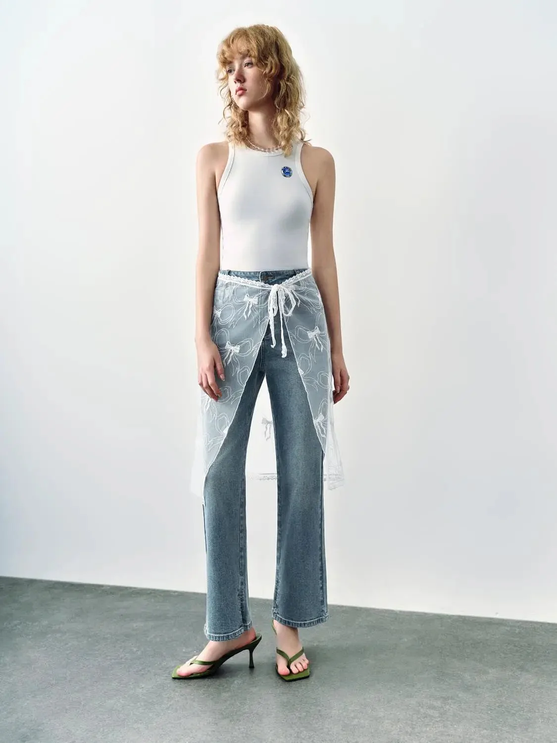4452-lace-shawl-detail-straight-leg-cotton-blend-jeans-7.webp Lace Shawl Detail Straight Leg Cotton Blend Jeans