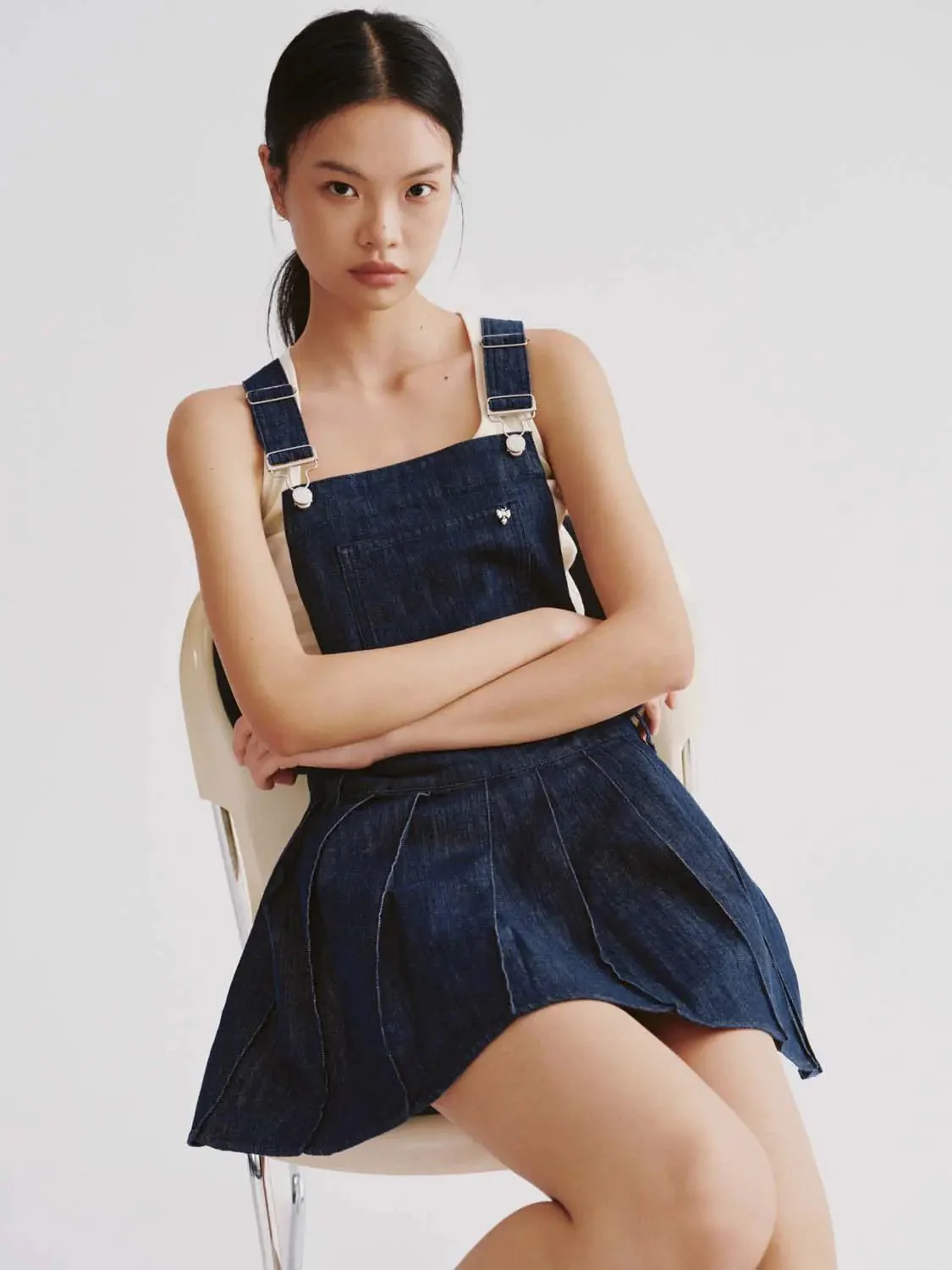 4493-denim-pleated-mini-pinafore-dresses-2.webp Denim Pleated Mini Pinafore Dresses
