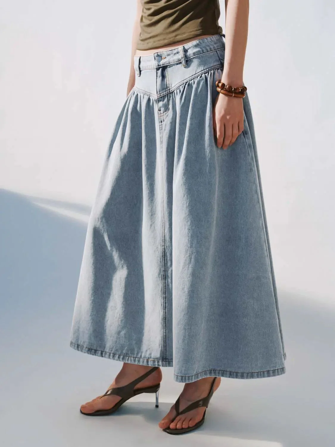 454-cotton-shirring-detail-denim-aline-midi-skirts-3.webp Cotton Shirring Detail Denim Aline Midi Skirts