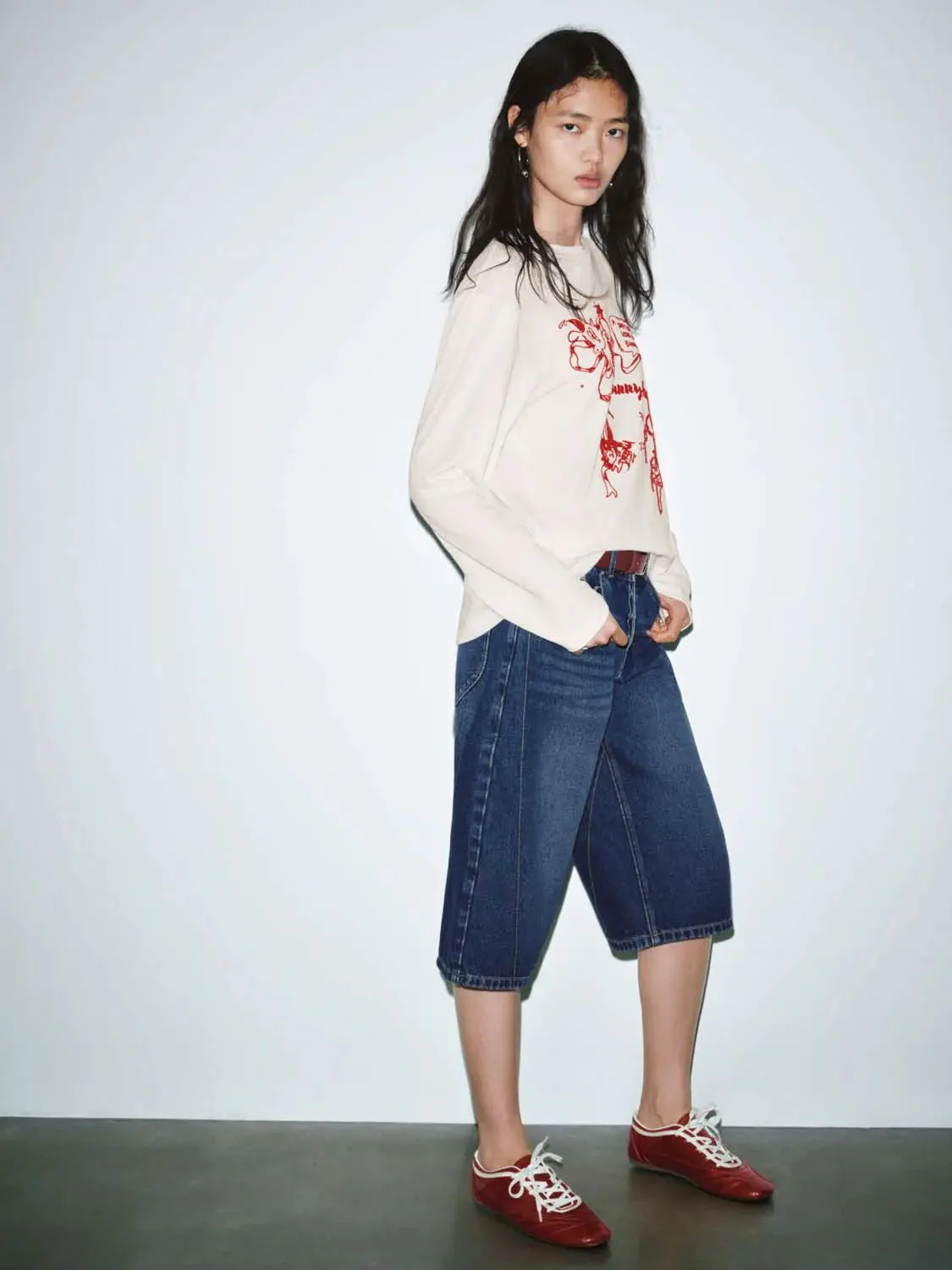 4548-cropped-barrel-leg-jeans-6.webp Cropped Barrel Leg Jeans