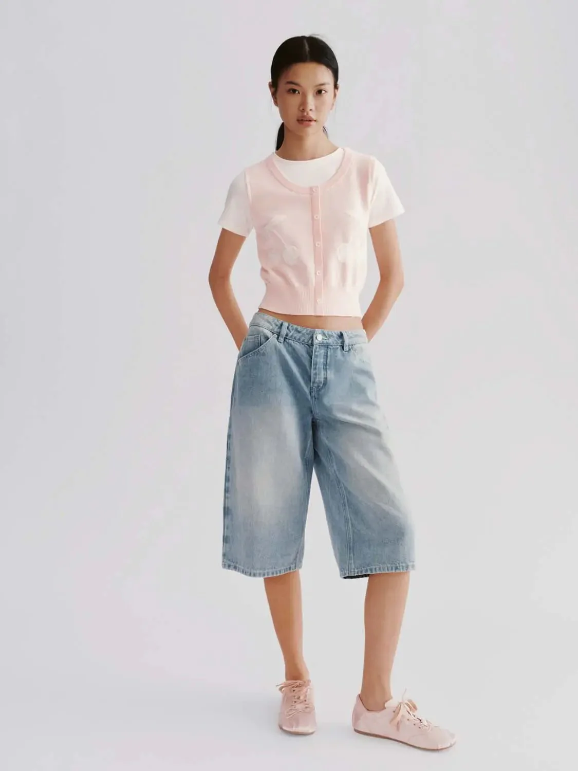 4589-cropped-barrel-leg-jeans-4.webp Cropped Barrel Leg Jeans