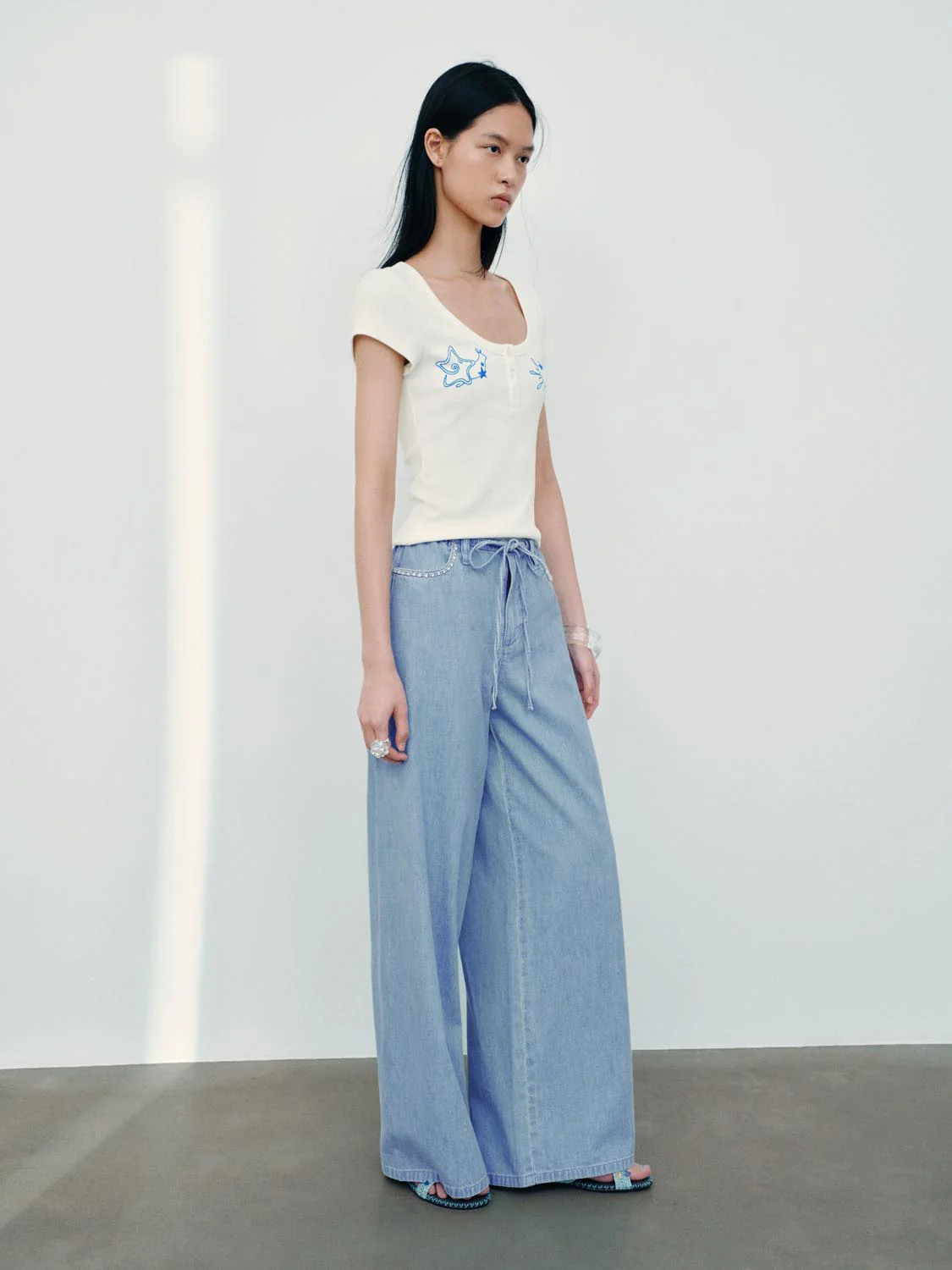 4596-drawstring-wide-leg-jeans-6.webp Drawstring Wide Leg Jeans