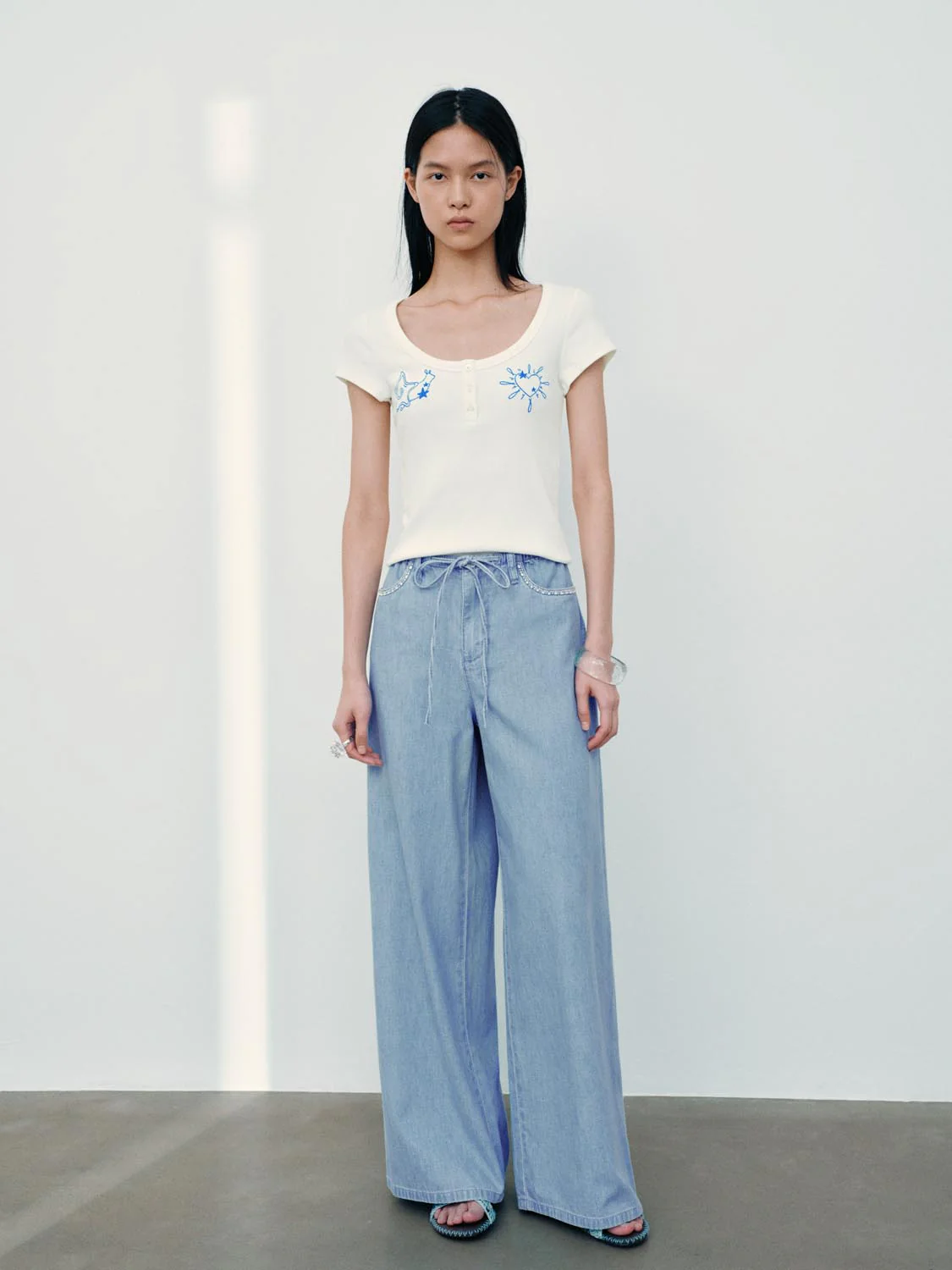 4596-drawstring-wide-leg-jeans-7.webp Drawstring Wide Leg Jeans