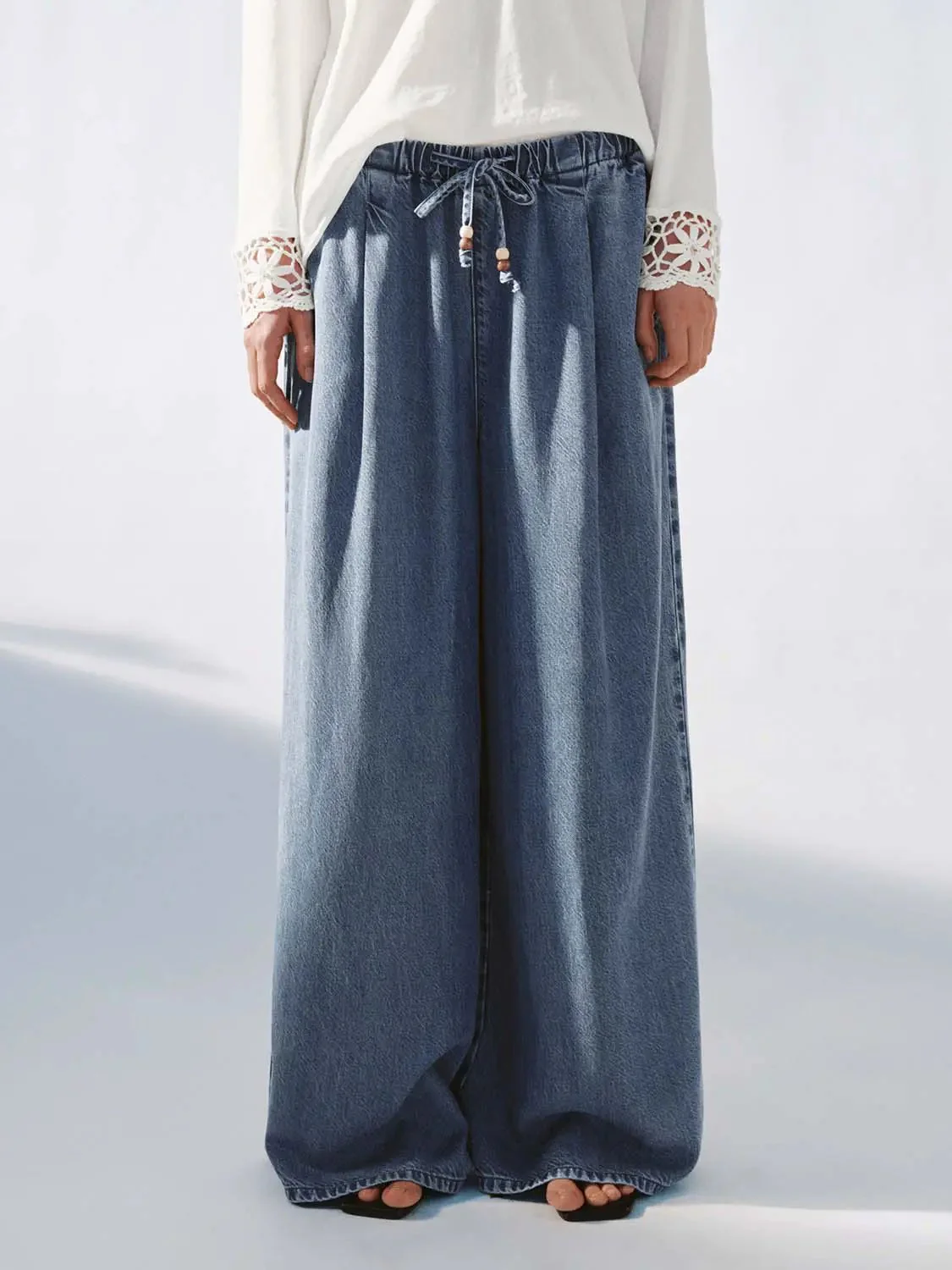4602-drawstring-pull-on-wide-leg-jeans-1.webp Drawstring Pull On Wide Leg Jeans