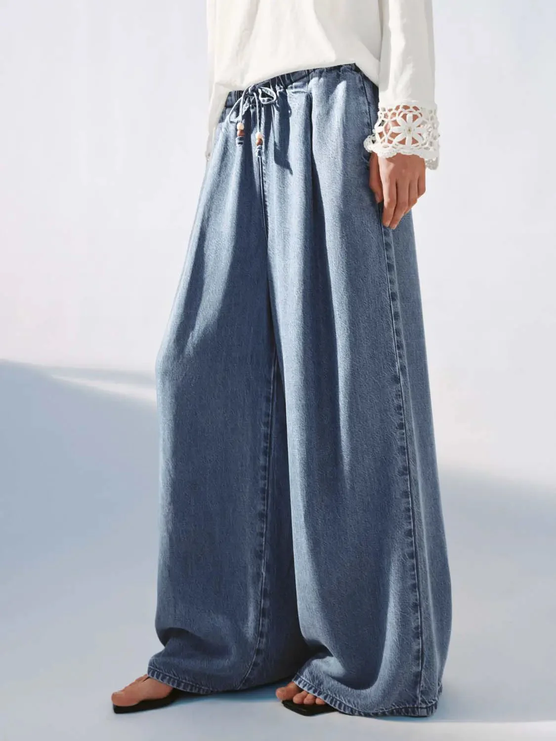 4602-drawstring-pull-on-wide-leg-jeans-3.webp Drawstring Pull On Wide Leg Jeans