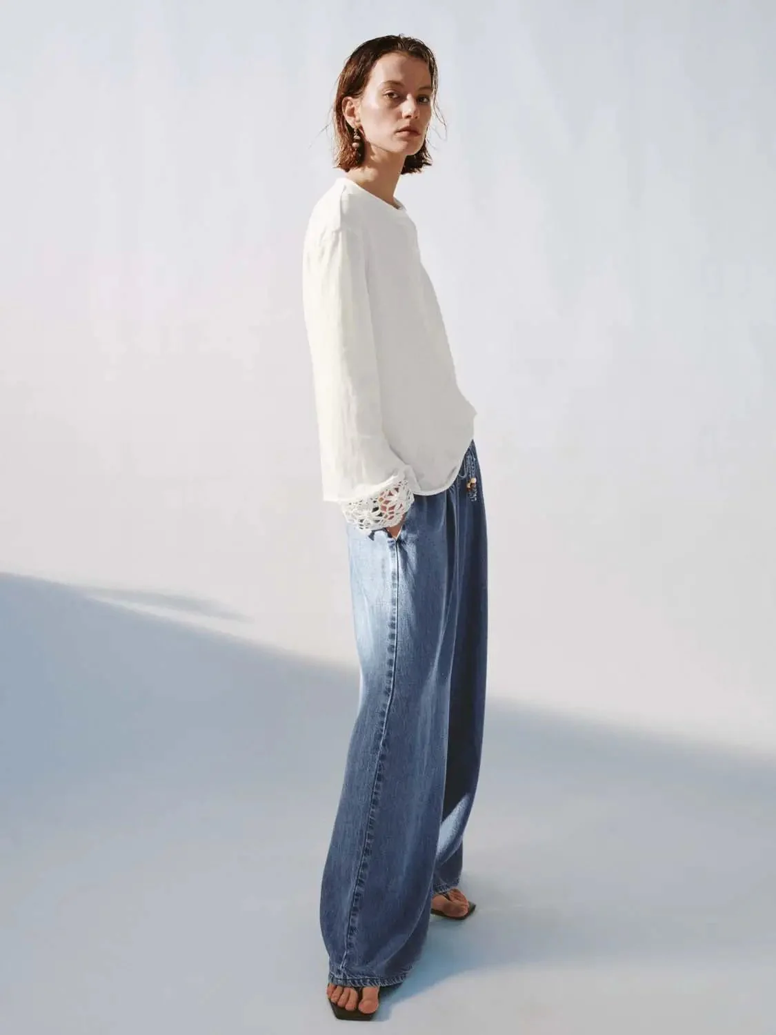4602-drawstring-pull-on-wide-leg-jeans-4.webp Drawstring Pull On Wide Leg Jeans