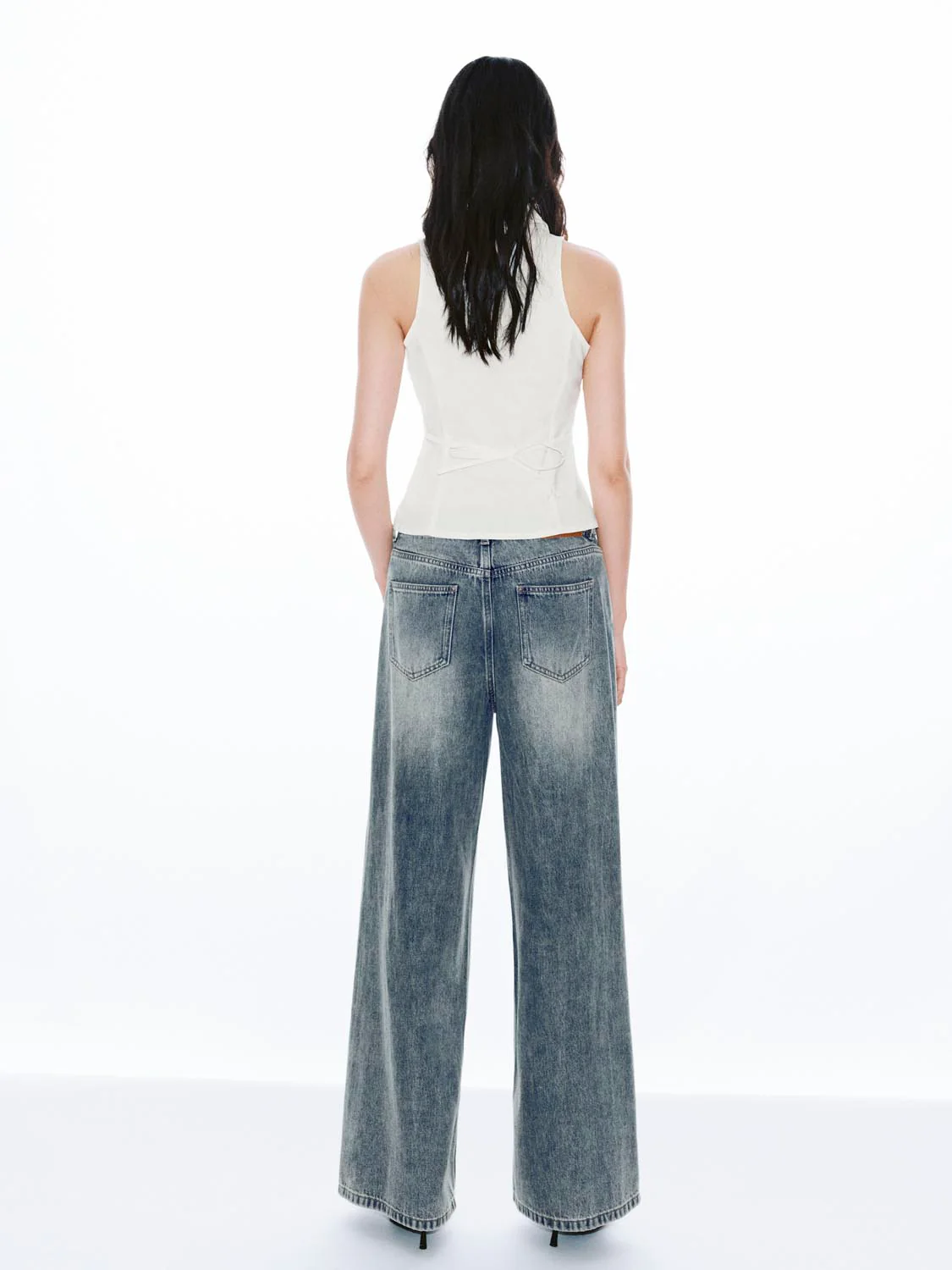4629-beaded-straight-leg-jeans-4.webp Beaded Straight Leg Jeans