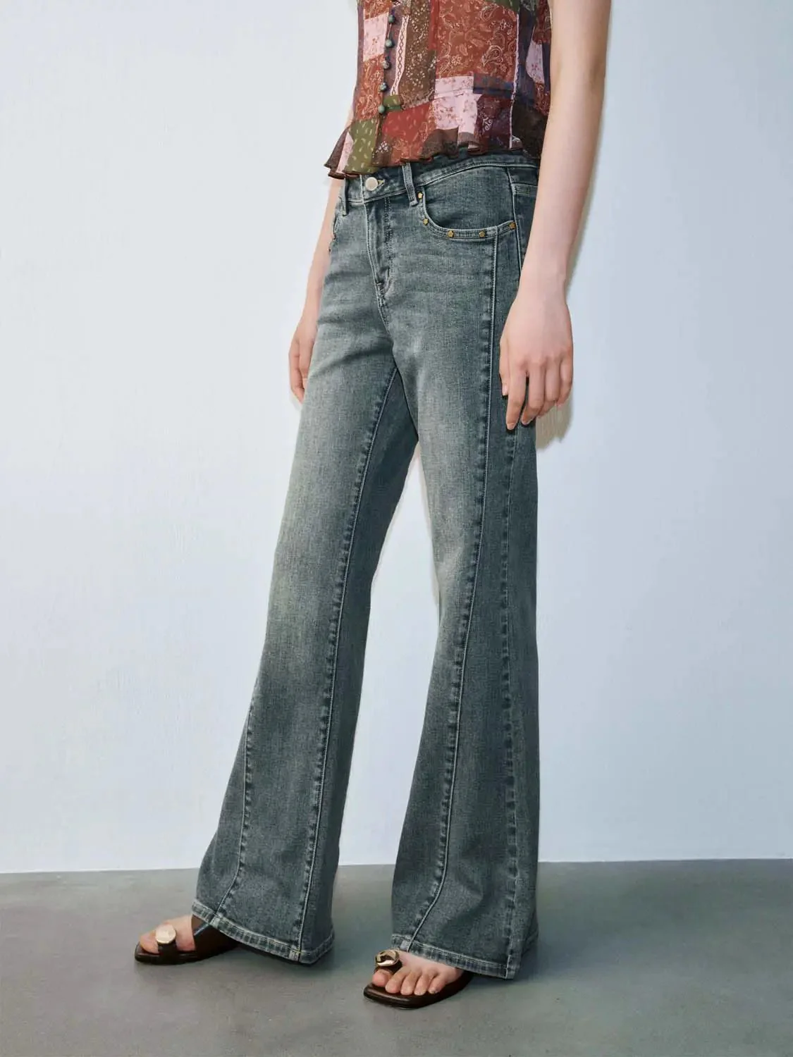 4731-cotton-stretch-denim-flare-classic-fit-jeans-3.webp Cotton Stretch Denim Flare Classic Fit Jeans