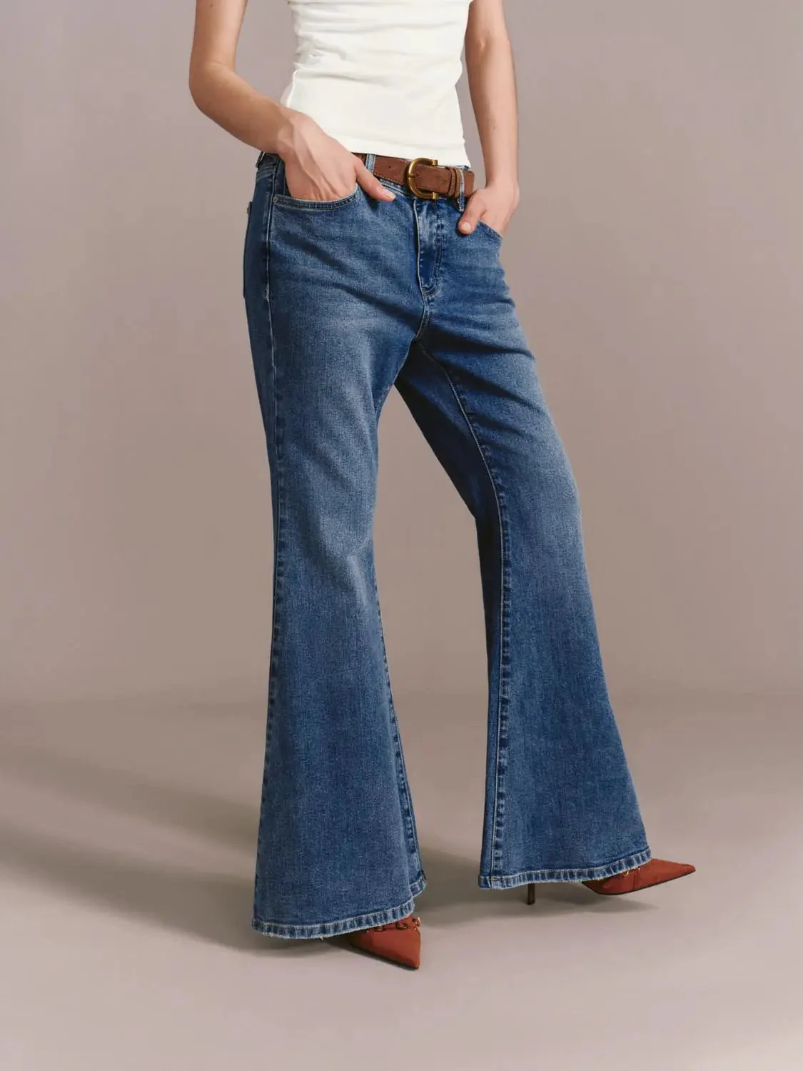 474-belted-flare-leg-jeans-non-stretch-denim-medium-thickness-3.webp Belted Flare Leg Jeans Non Stretch Denim Medium Thickness