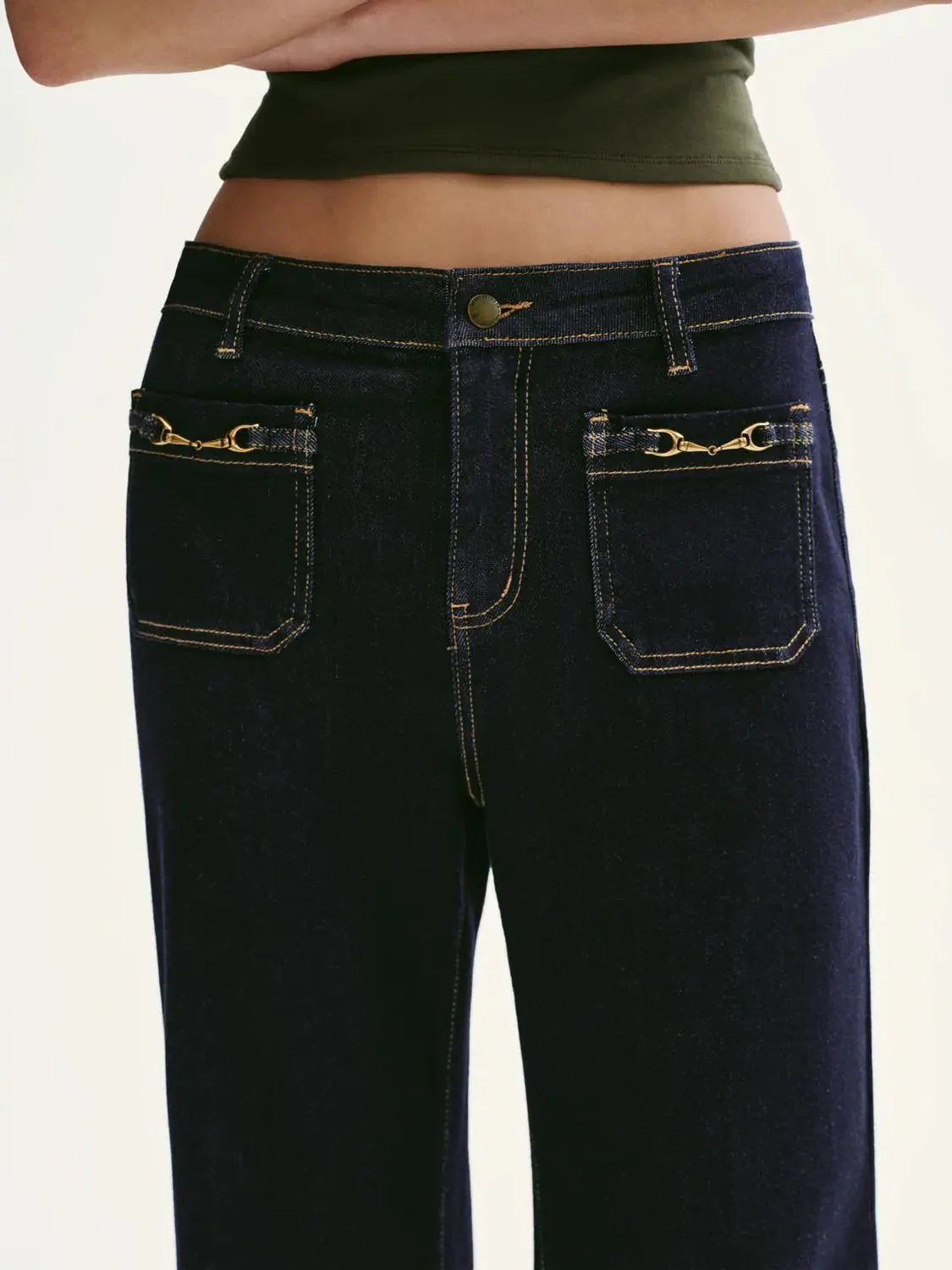 4759-cotton-blend-patch-pocket-stitch-detail-flare-jeans-5.webp Cotton Blend Patch Pocket Stitch Detail Flare Jeans