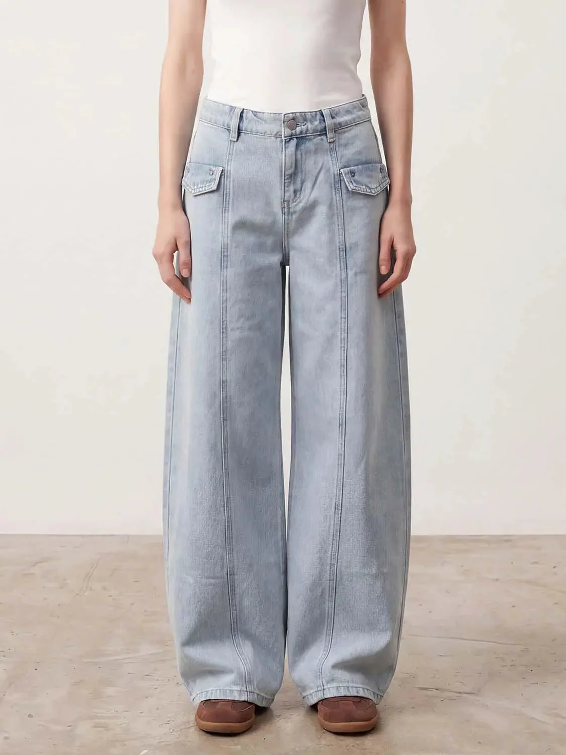 4766-wide-leg-jeans-with-pocket-design-1.webp Wide Leg Jeans with Pocket Design