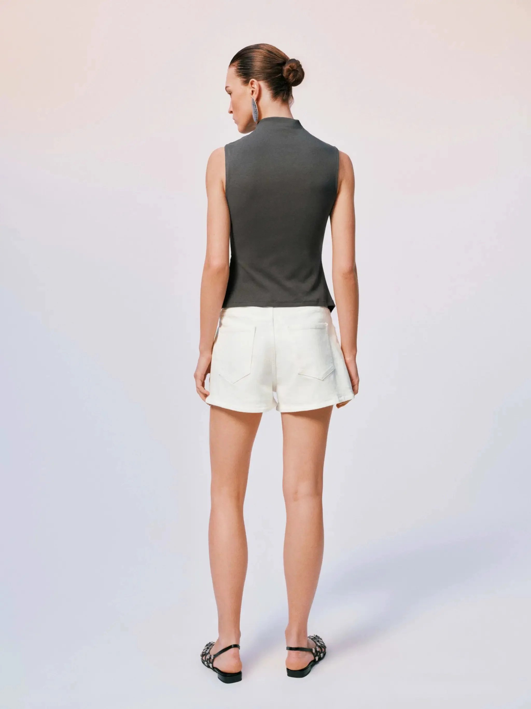 4786-cotton-denim-shorts-five-pocket-7.webp Cotton Denim Shorts Five Pocket