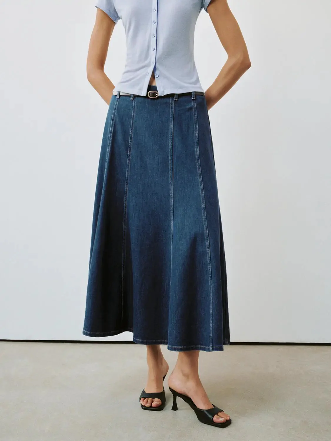 488-paneled-aline-denim-maxi-belted-stretch-skirt-9.webp Paneled Aline Denim Maxi Belted Stretch Skirt