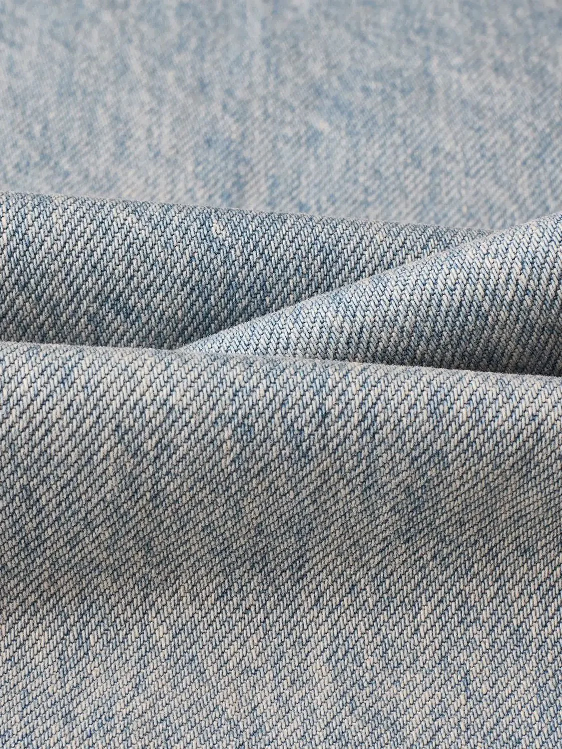 4913-patchwork-raw-detail-barrel-leg-denim-jeans-with-slight-stretch-8.webp Patchwork Raw Detail Barrel Leg Denim Jeans With Slight Stretch