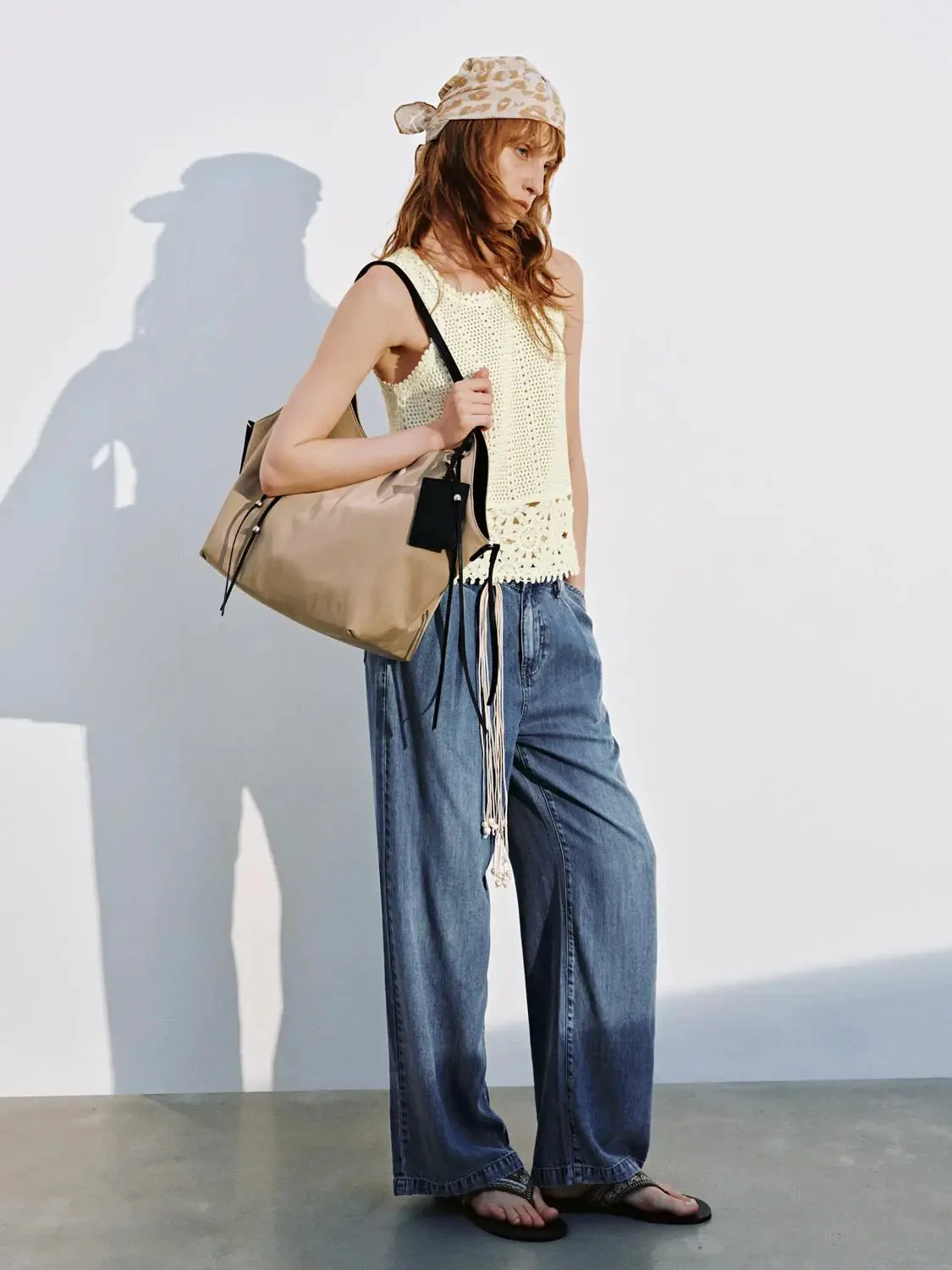 String Belt Wide Leg Jeans With Slight Stretch Medium Thickness