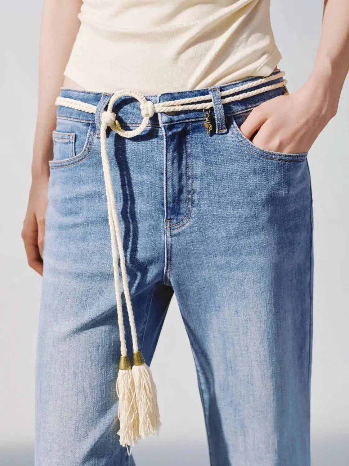 4997-string-belt-flare-leg-jeans-with-slight-stretch-denim-5.webp String Belt Flare Leg Jeans with Slight Stretch Denim