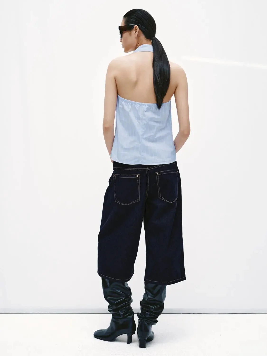 5010-stitch-detail-patch-pocket-cropped-wide-leg-jeans-4.webp Stitch Detail Patch Pocket Cropped Wide Leg Jeans