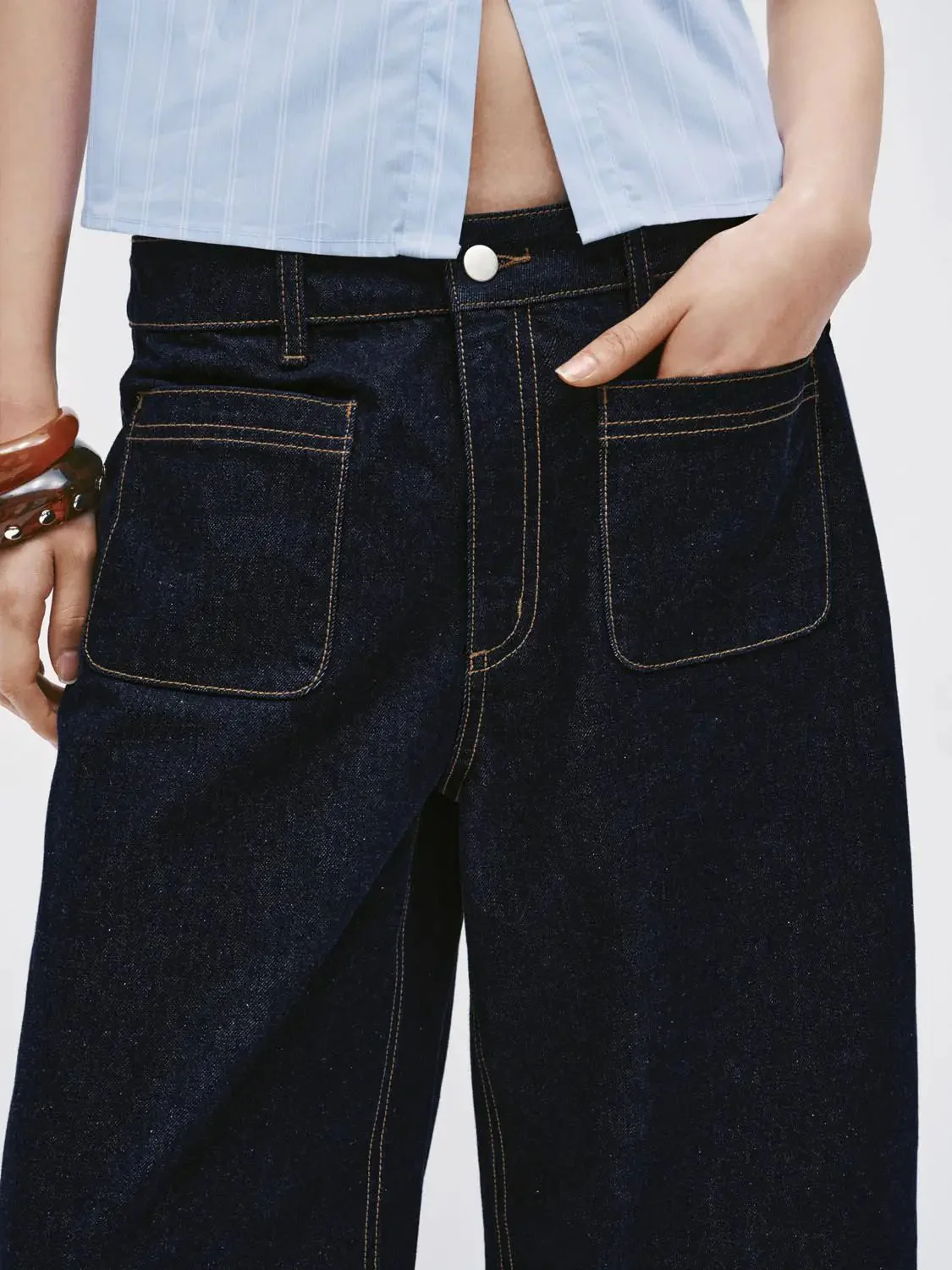 5010-stitch-detail-patch-pocket-cropped-wide-leg-jeans-5.webp Stitch Detail Patch Pocket Cropped Wide Leg Jeans