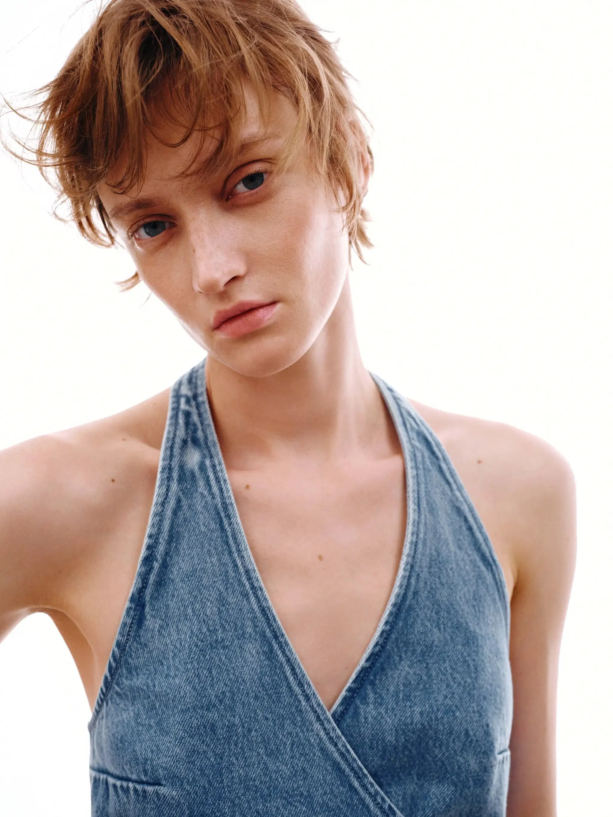 5030-denim-halter-neck-tie-up-sleeveless-shirts-3.webp Denim Halter Neck Tie Up Sleeveless Shirts
