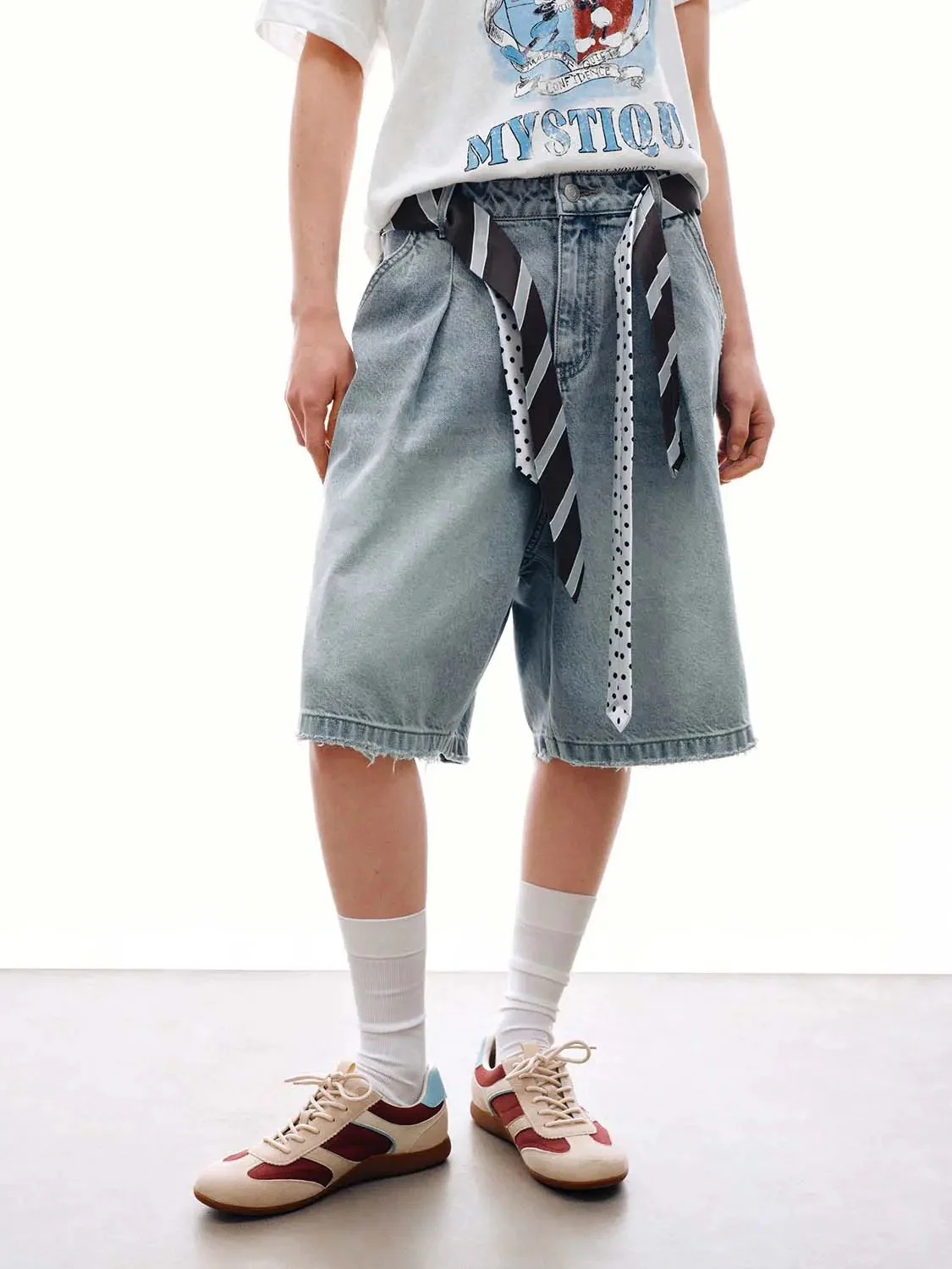 5122-denim-with-tie-belt-and-raw-detail-shorts-1.webp Denim With Tie Belt And Raw Detail Shorts