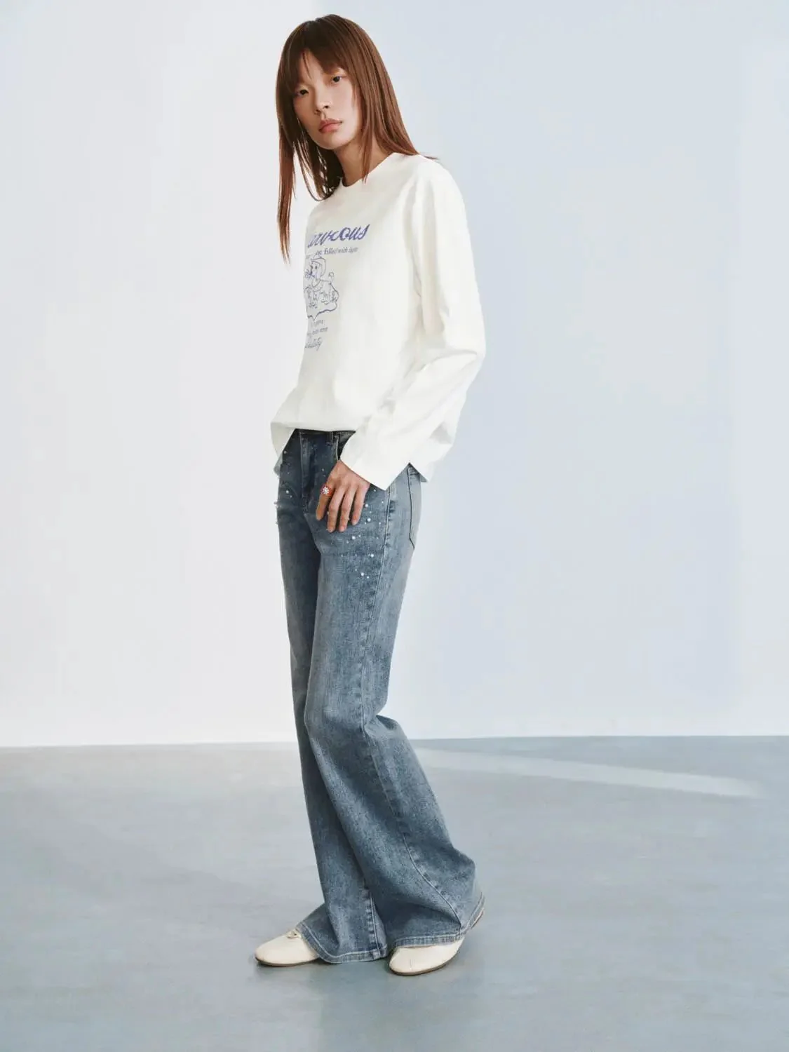 5148-denim-rhinestone-pearl-embellished-jeans-6.webp Denim Rhinestone Pearl Embellished Jeans