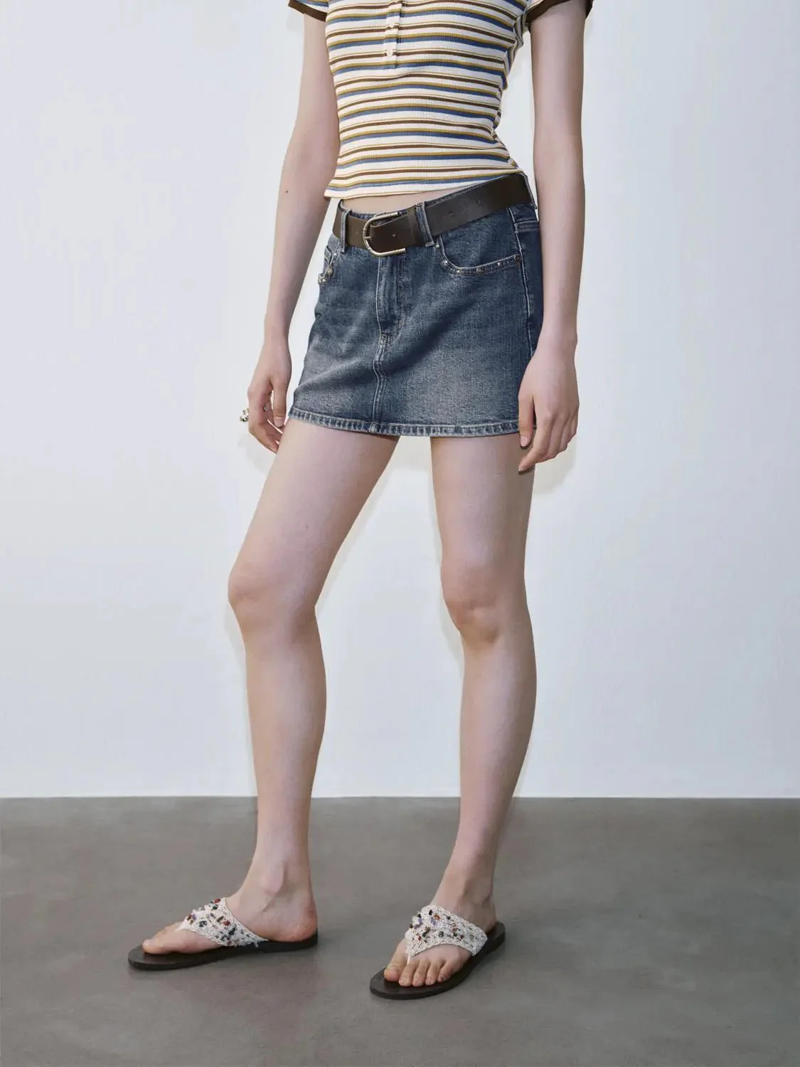 5195-mid-wash-denim-belted-modern-fit-mini-skirts-3.webp Mid Wash Denim Belted Modern Fit Mini Skirts