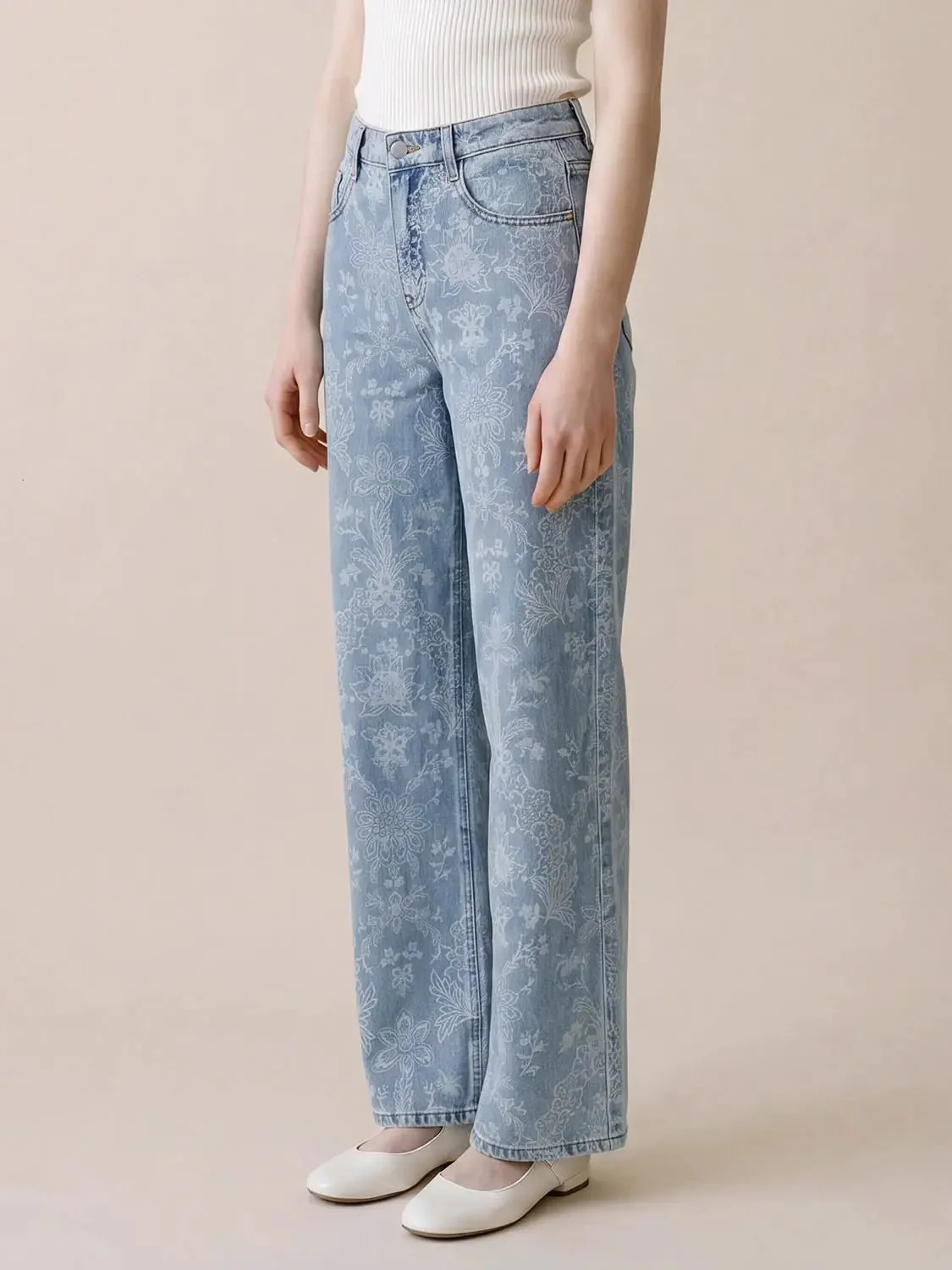 5209-floral-print-denim-wide-leg-for-everyday-styling-jeans-3.webp Floral Print Denim Wide Leg For Everyday Styling Jeans