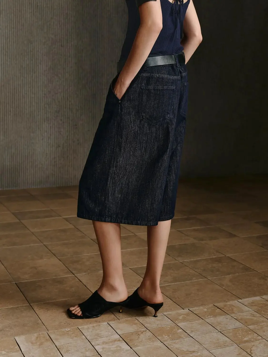5258-cotton-hemp-denim-wide-leg-pleated-cropped-jeans-5.webp Cotton Hemp Denim Wide Leg Pleated Cropped Jeans