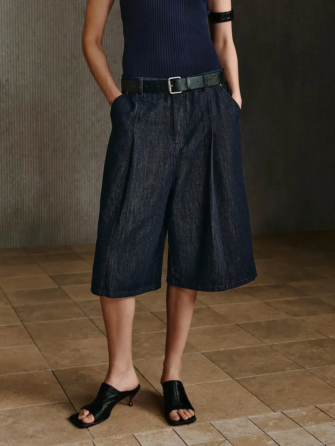 5258-cotton-hemp-denim-wide-leg-pleated-cropped-jeans-9.webp Cotton Hemp Denim Wide Leg Pleated Cropped Jeans