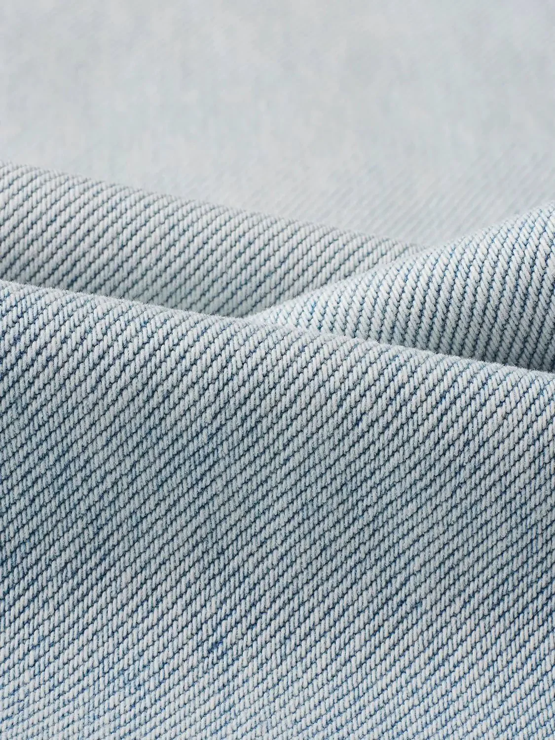 5331-belted-raw-detail-wide-leg-jeans-3.webp Belted Raw Detail Wide Leg Jeans