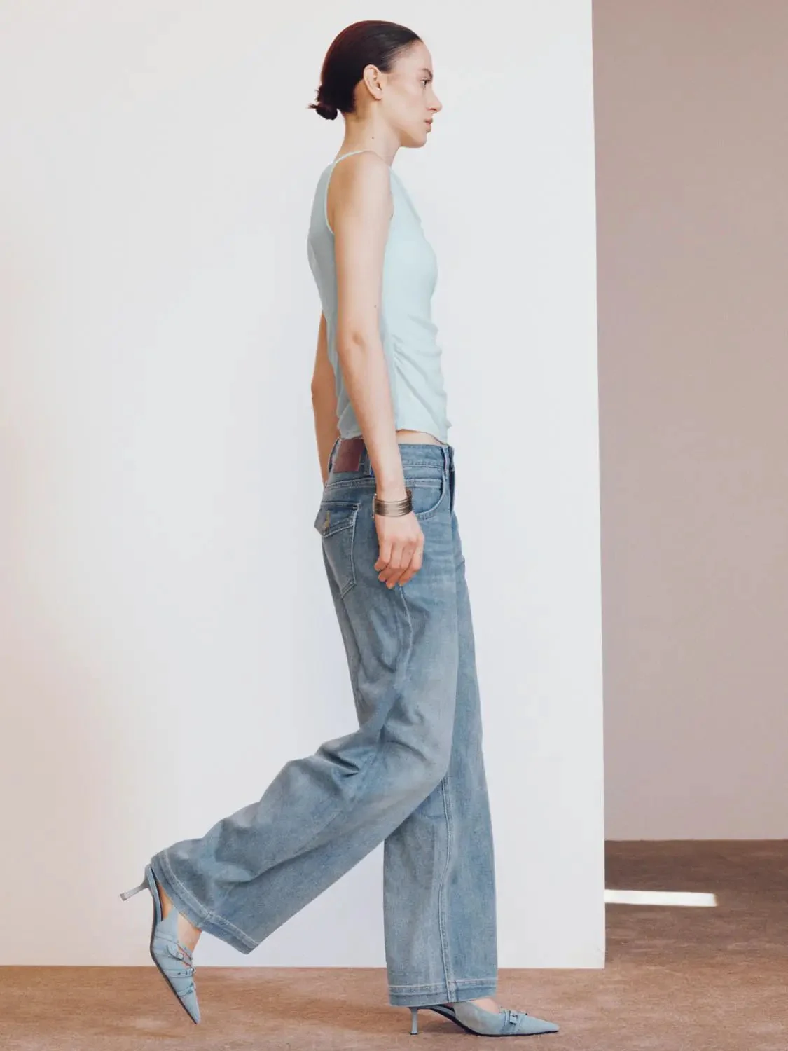 5394-wide-leg-denim-for-comfort-fit-and-everyday-style-jeans-3.webp Wide Leg Denim For Comfort Fit And Everyday Style Jeans